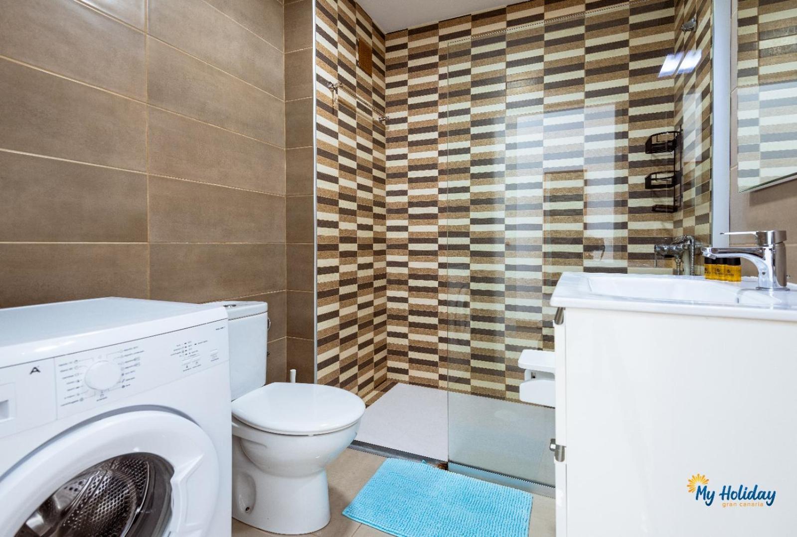 Lenas Modern Apartamento